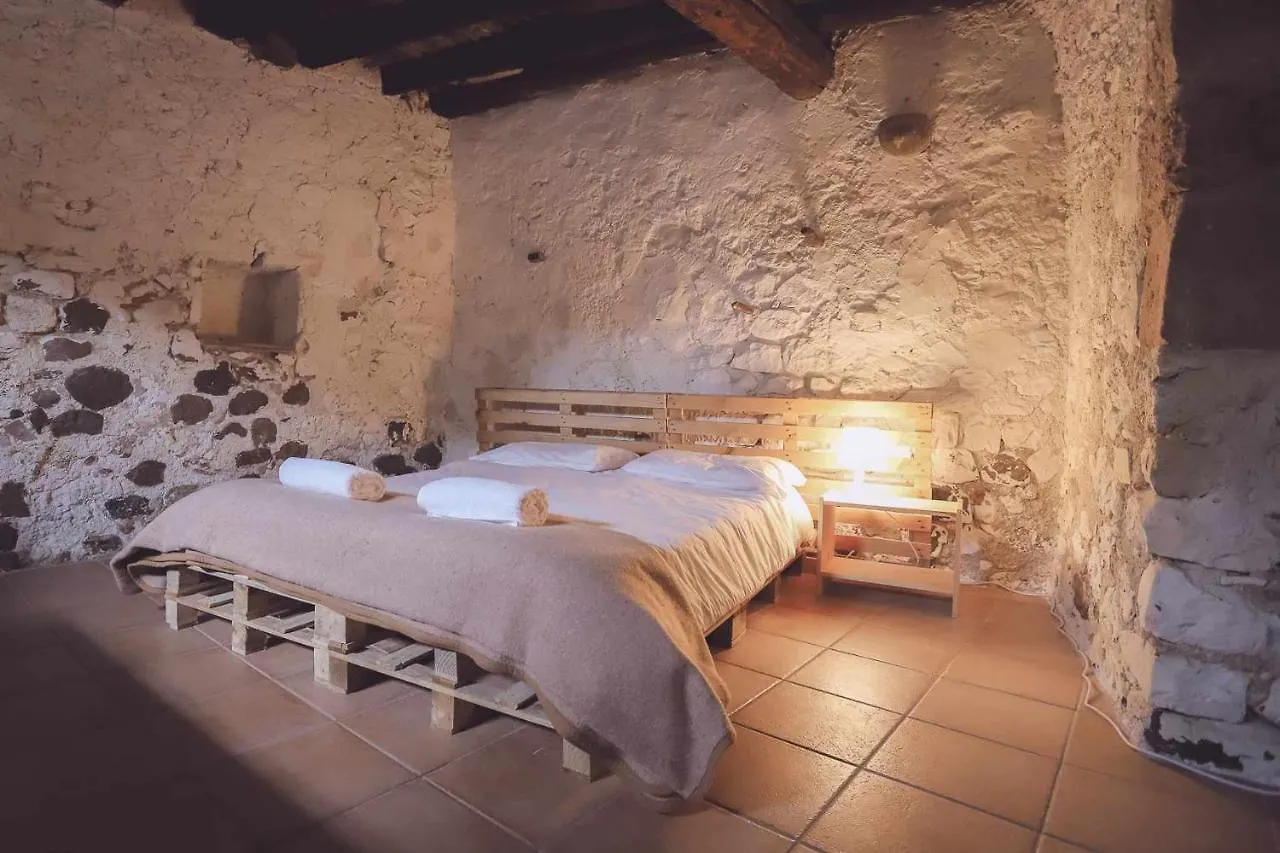 Holiday home La Rectoria De Dosquers 24P Villa Maia de Montcal
